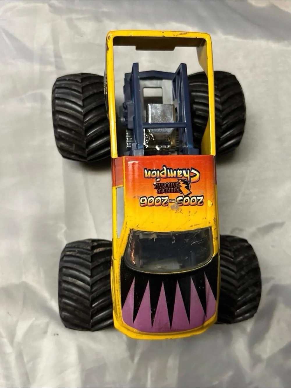 Black Stallion 1:24 scale metal monster jam truck. Hot wheels.